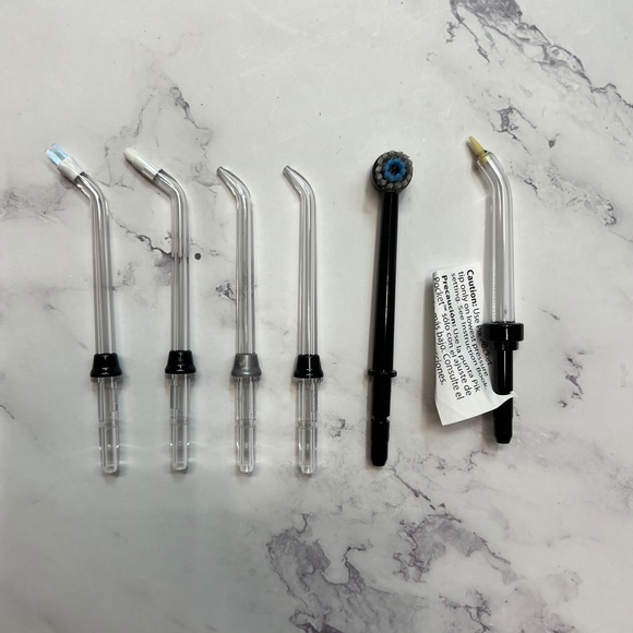 WaterPik Water Flosser and Accessories - Picture 3 of 4